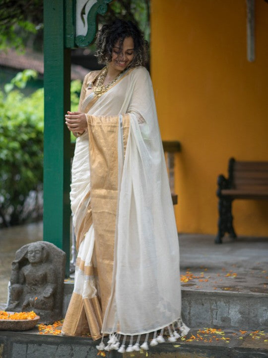 White & Gold-Toned Zari Detailed Saree