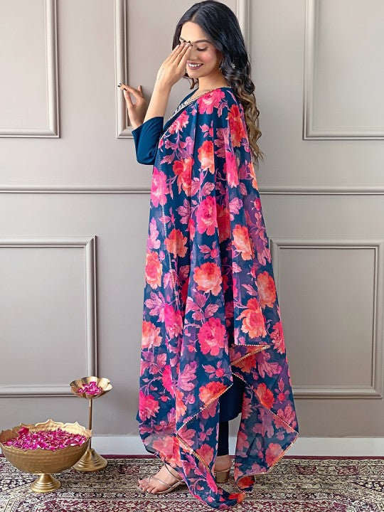 Floral Embroidered Regular Thread Work Straight Kurta With Trousers & Dupatta